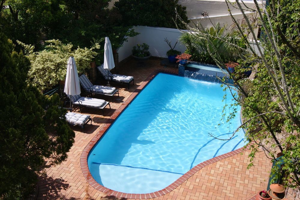 Edenwood House Hotell George Exteriör bild